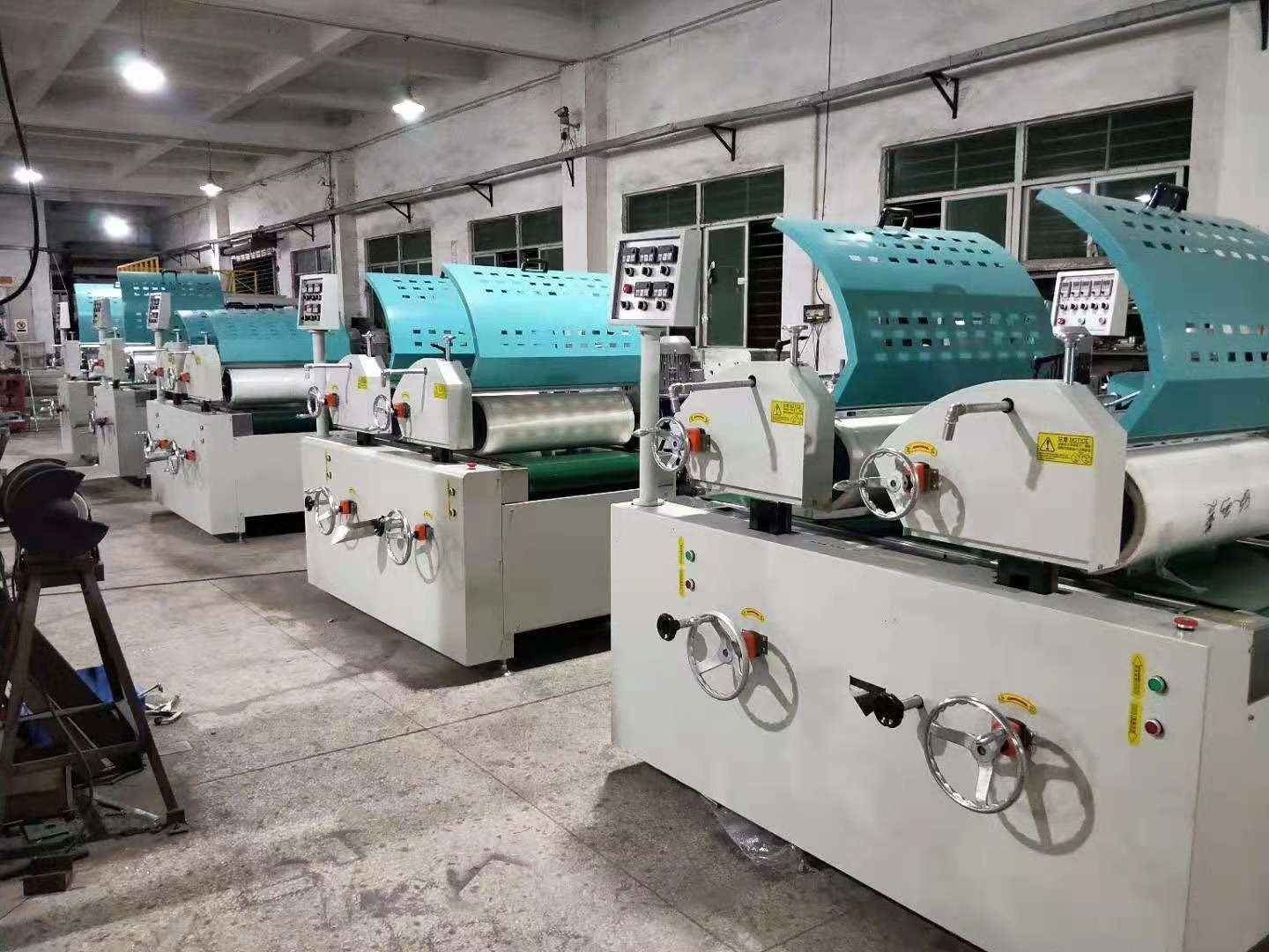 Dongguan Osmanuv Machinery Equipment Co., Ltd linia produkcyjna fabryki