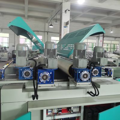 Kompleksowe rozwiązanie do powlekania dwuwałkowego dla PVC i ACP: Osiągnij ekonomiczne, nieskazitelne wykończenia lakiernicze z konfigurowalnymi ustawieniami