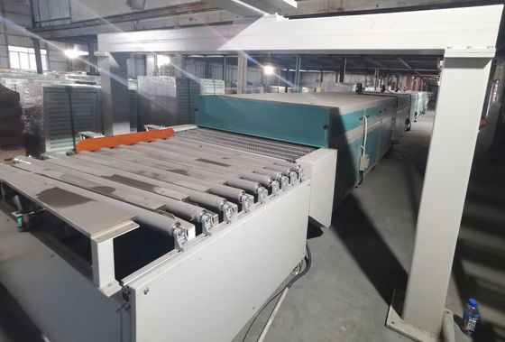 Niezawodne wydajność Precyzja inżynieria powłoka podłogowa powłoka i linii grzewczej dla PVC WPC LVT