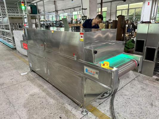 Konfigurowalny tunel do sterylizacji powierzchni UV-C dla linii pakowania żywności i przetwarzania suszonych owoców masowych