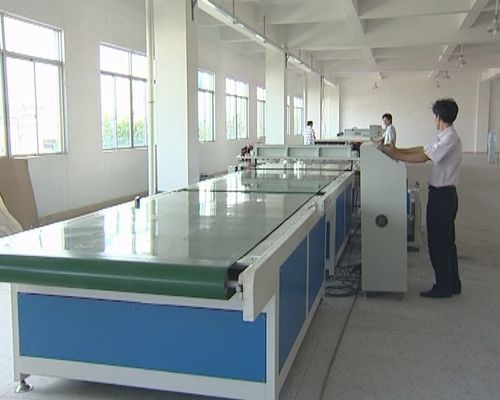 Wysokiej precyzji maszyna do powlekania zasłon o dawce farby 60 ‰ 200 g/m2