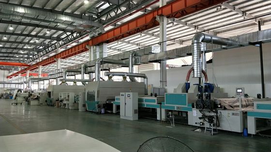 Całkowicie automatyczna maszyna do powleczania wtryskowego z dostosowalną szerokością, japońskie pistolety do rozpylania Iwata i sterowanie PLC do zastosowań przemysłowych