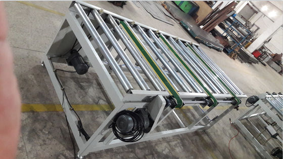 10 m / min 220 V 50 Hz Cnc Przenośnik taśmowy Przenośnik rolkowy maszyny