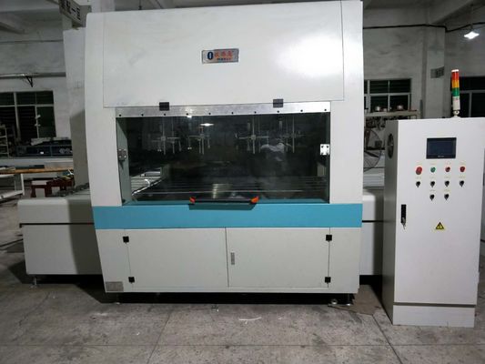 Automatyczny system opryskiwania powłoki.