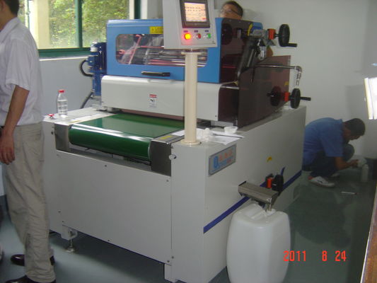 Sprzęt do powlekania rolkowego 410 woltów 6KW odpowiedni do płaszczyzny szklanej