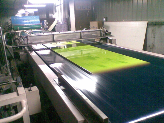 Maszyna do powlekania zasłon 6000 mm × 2200 mm × 1400 mm do szerokiego zakresu potrzeb powlekania